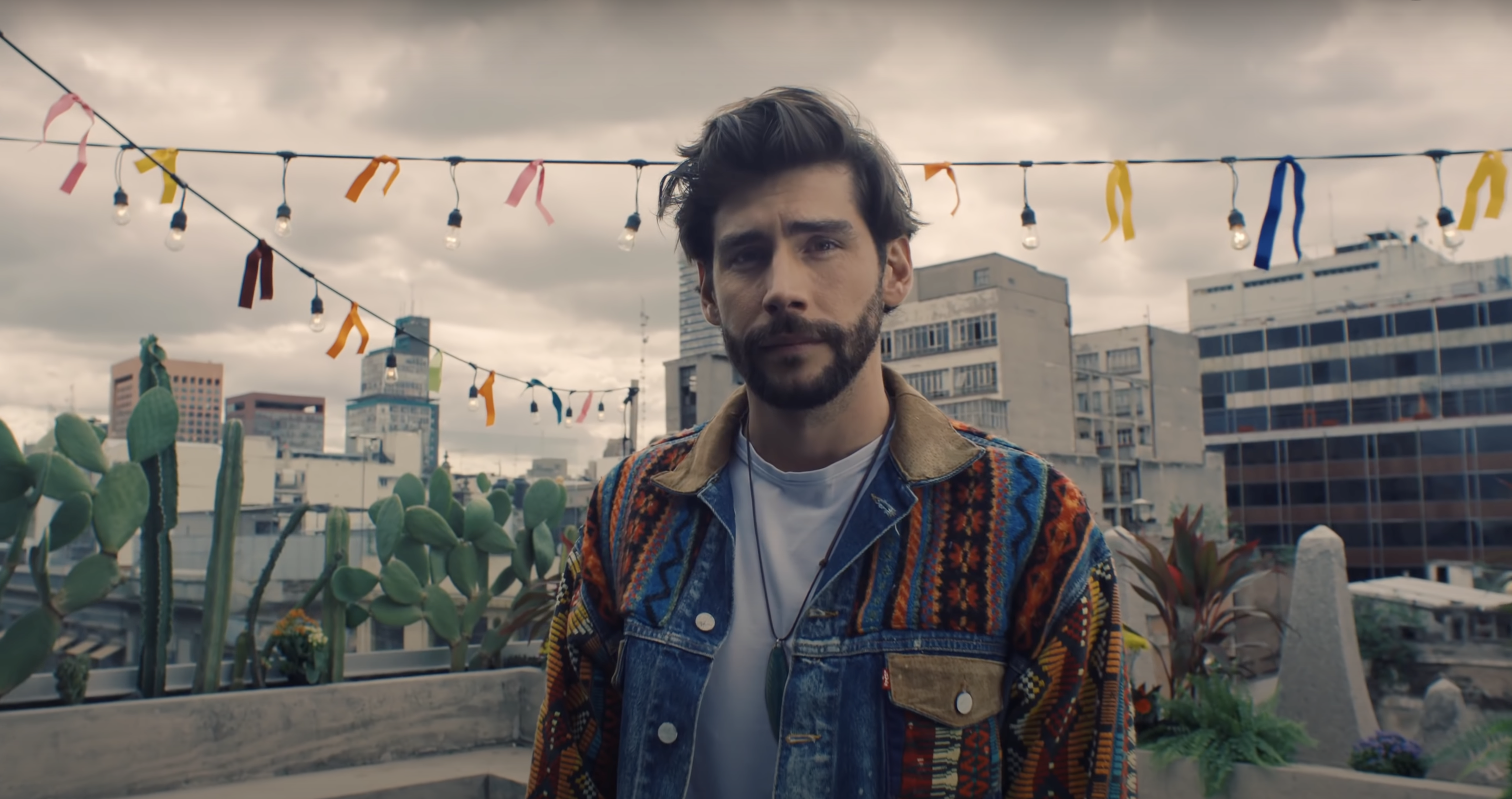 Alvaro Soler a Topic Solo Para Ti