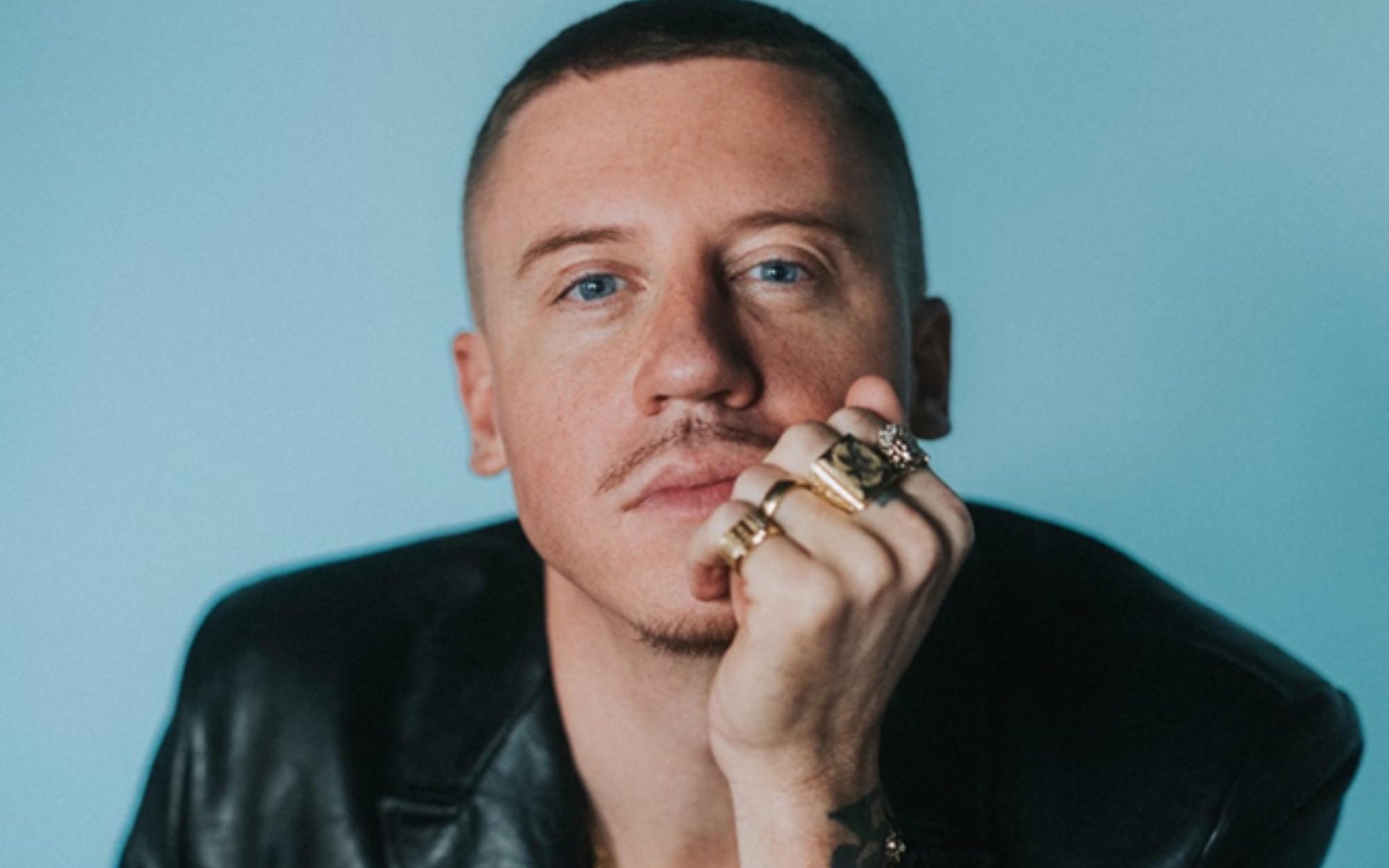 Po novinke FAITHFUL od Macklemora, príde rapper v marci aj s novým albumom s názvom BEN.